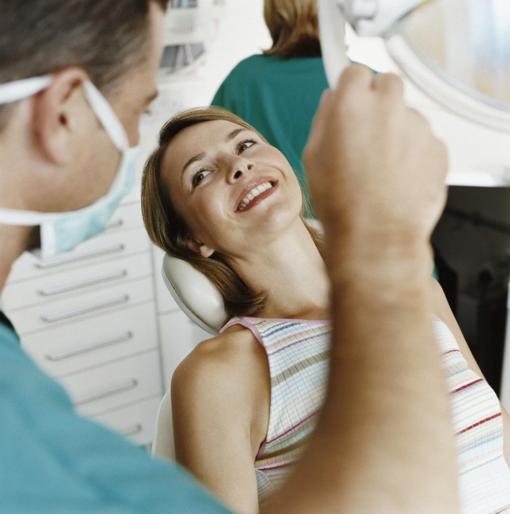 Alexander Dentistry Offers Complimentary Cosmetic Consultation